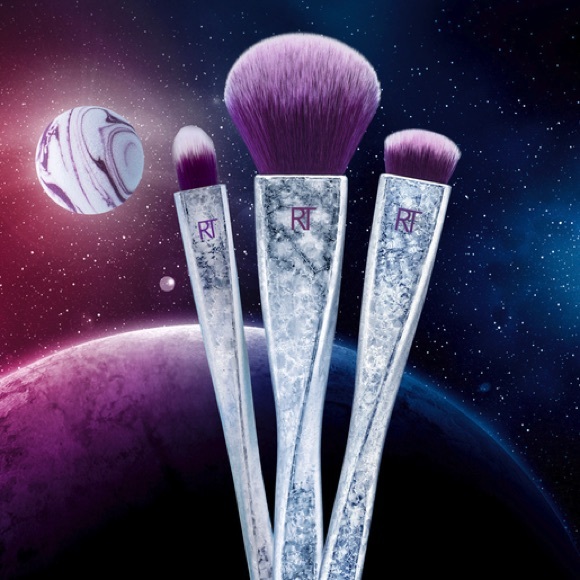 Real techniques brushes - Picture 1 of 1